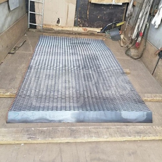 Лист просечно-вытяжной 3х1200х3500 мм ПВЛ 406 Ст3пс ТУ 36-26.11-5-89